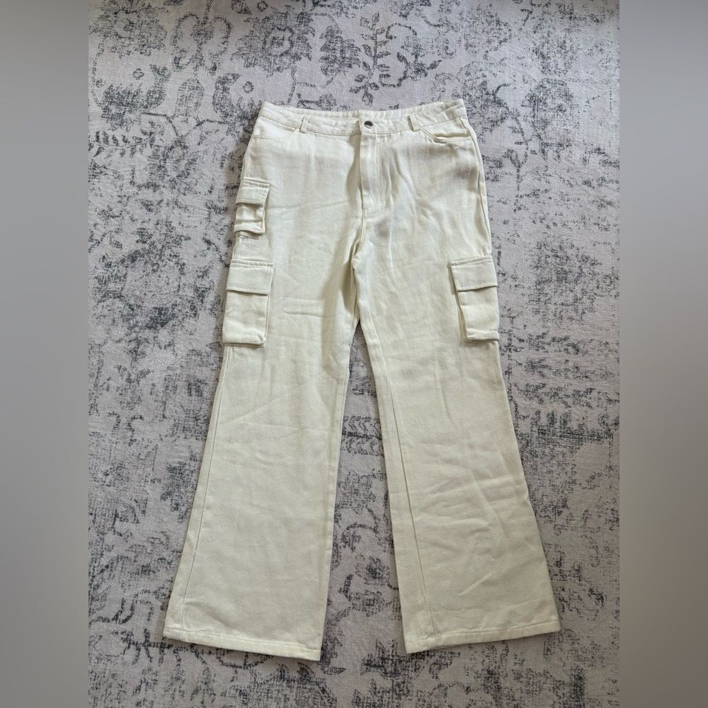 Altar'd State Gina‎ Cargo Pant Cream Size Large 100% Cotton Straight Leg Utility